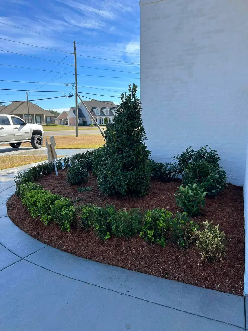 Beautiful hardscaping landscape crafted and installed by Southern Grounds, LLC in the greater new orleans area
