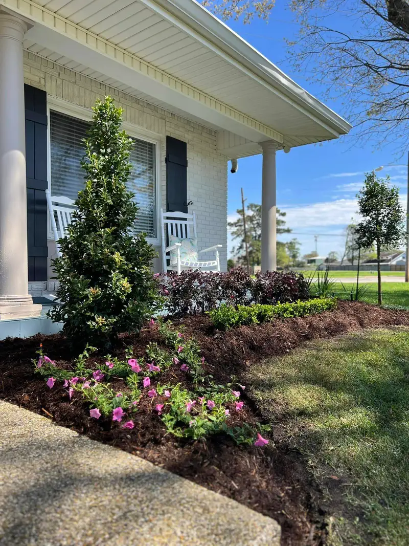 Beautiful hardscaping landscape crafted and installed by Southern Grounds, LLC in the greater new orleans area
