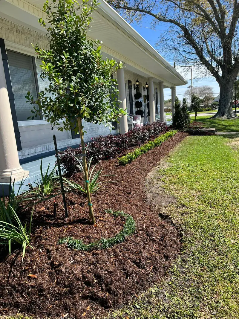 Beautiful hardscaping landscape crafted and installed by Southern Grounds, LLC in the greater new orleans area