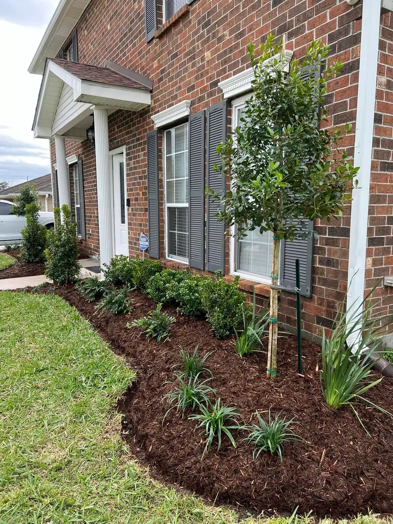 Beautiful hardscaping landscape crafted and installed by Southern Grounds, LLC in the greater new orleans area