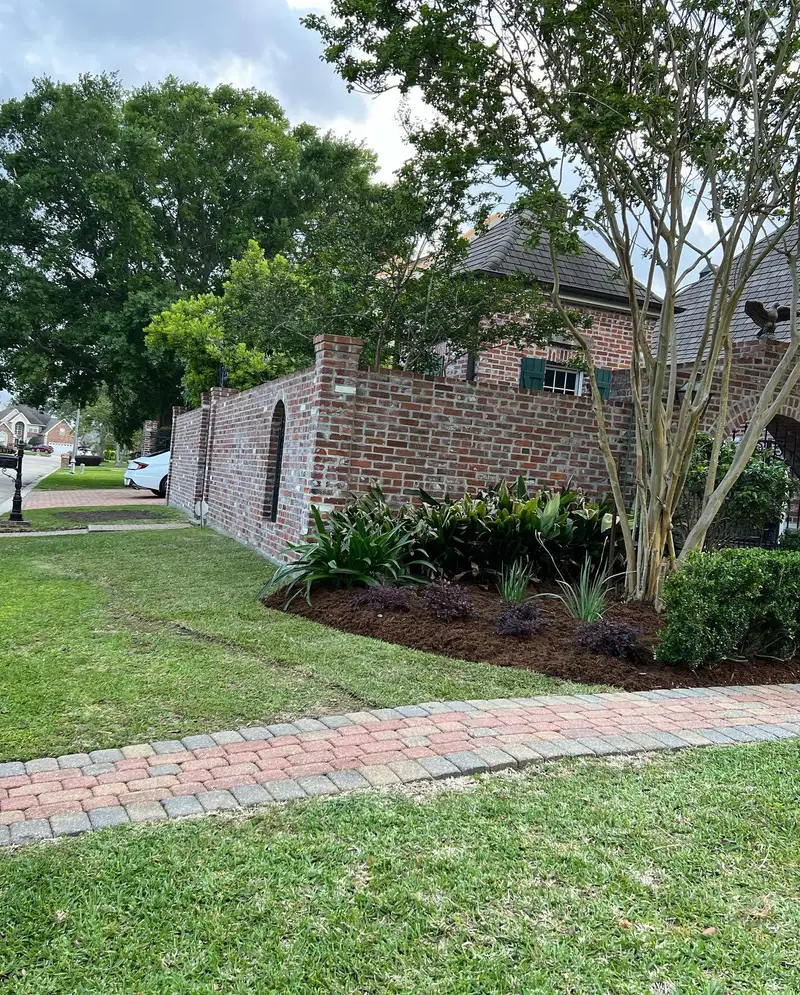 Beautiful hardscaping landscape crafted and installed by Southern Grounds, LLC in the greater new orleans area