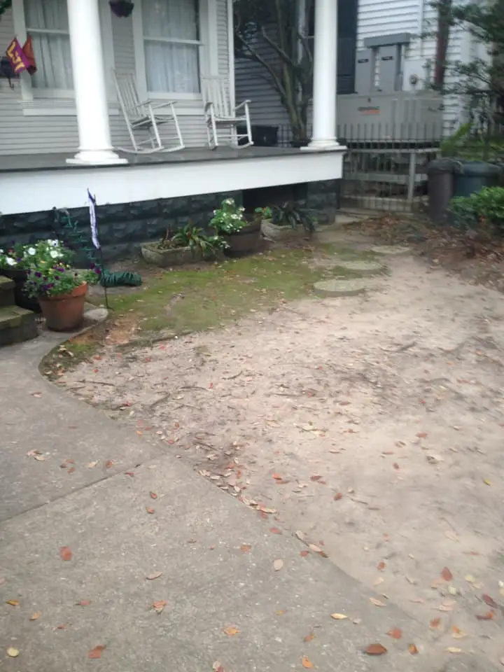 Beautiful landscaping flowerbeds with mulch crafted and installed by Southern Grounds, LLC in the greater new orleans area