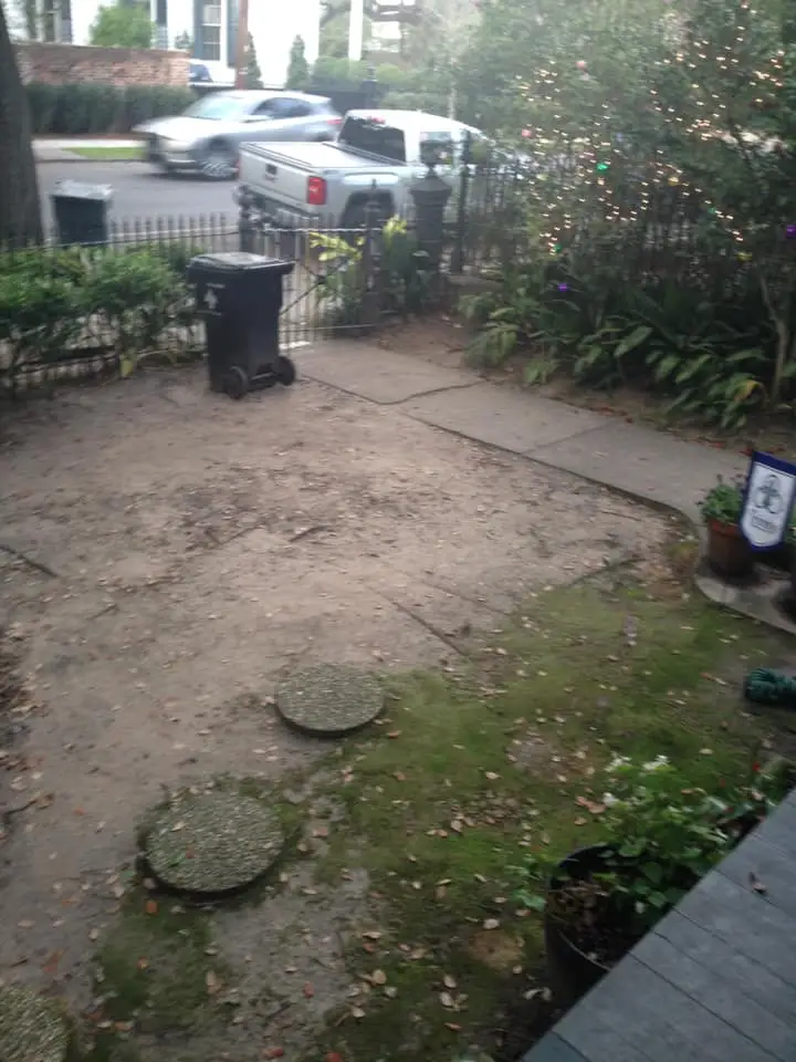 Beautiful landscaping flowerbeds with mulch crafted and installed by Southern Grounds, LLC in the greater new orleans area