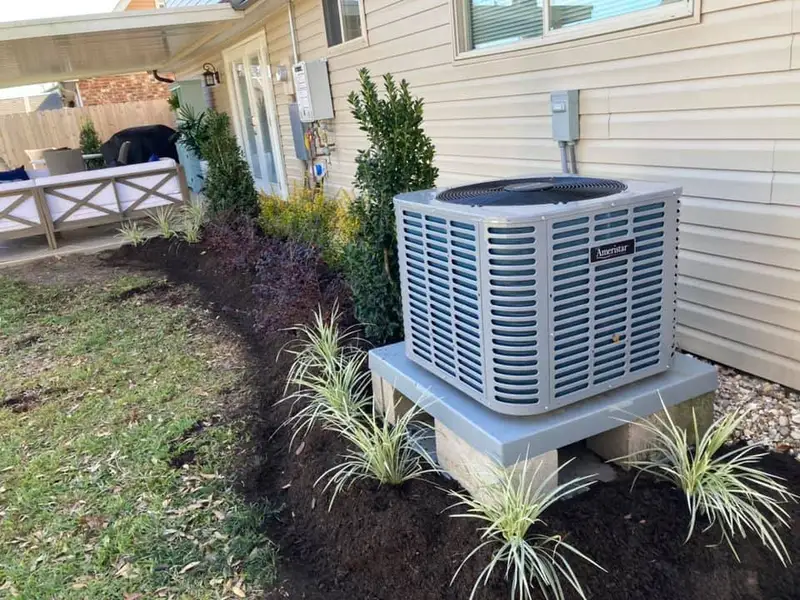 Beautiful landscaping flowerbeds with mulch crafted and installed by Southern Grounds, LLC in the greater new orleans area
